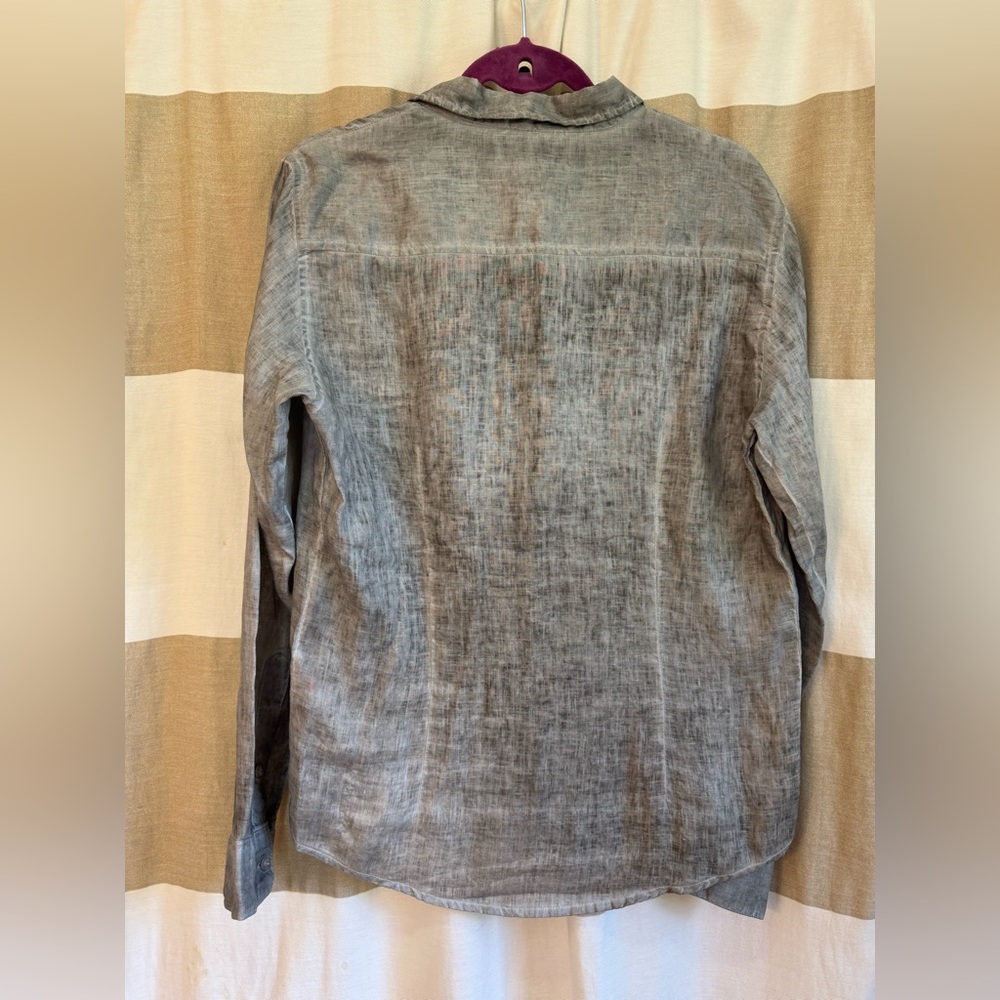 Men's Casual Gray Button Down Shirt - Picture 2 of 13